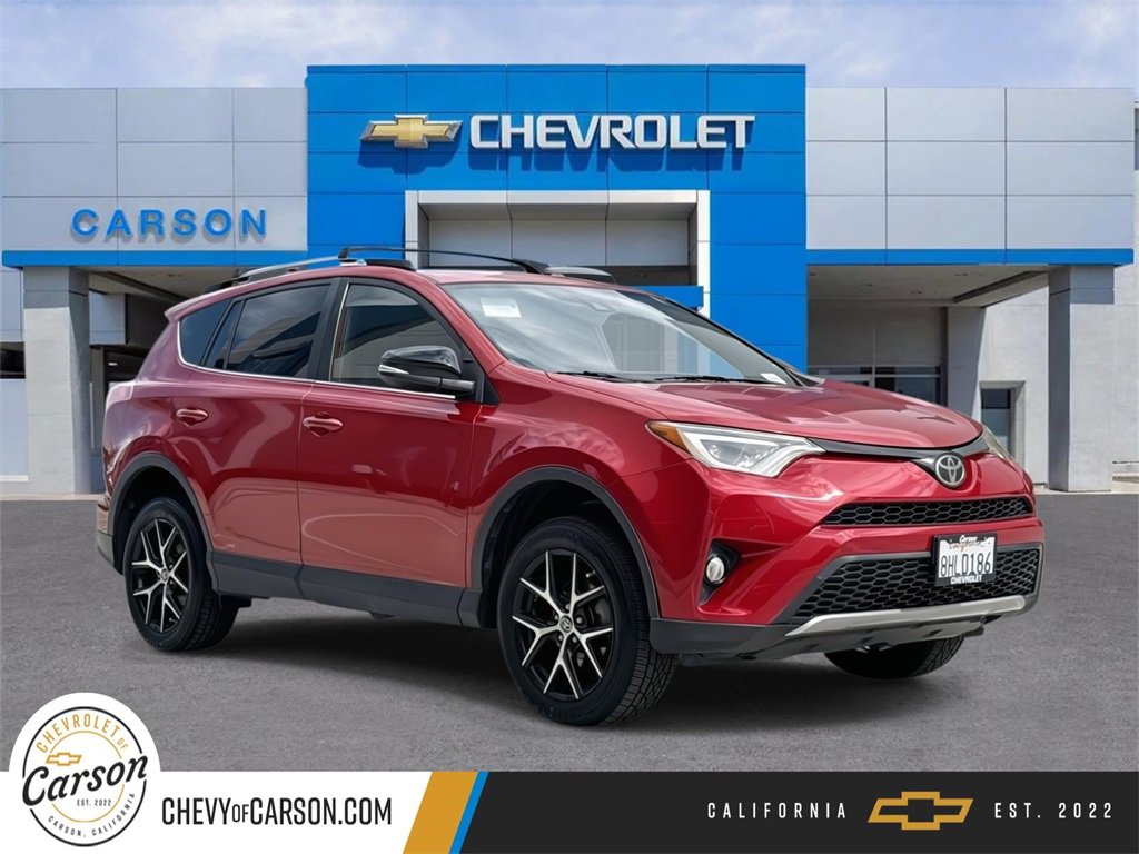 Used 2017 Toyota RAV4 SE