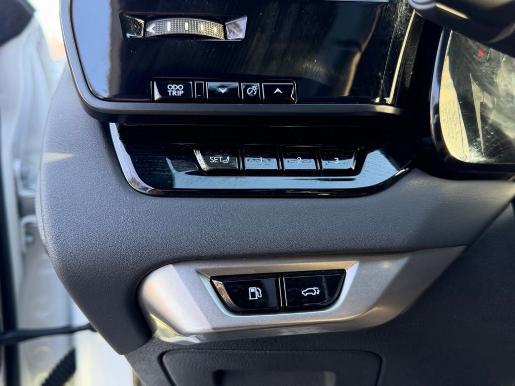 Used 2024 Lexus RX 350 AWD image 29