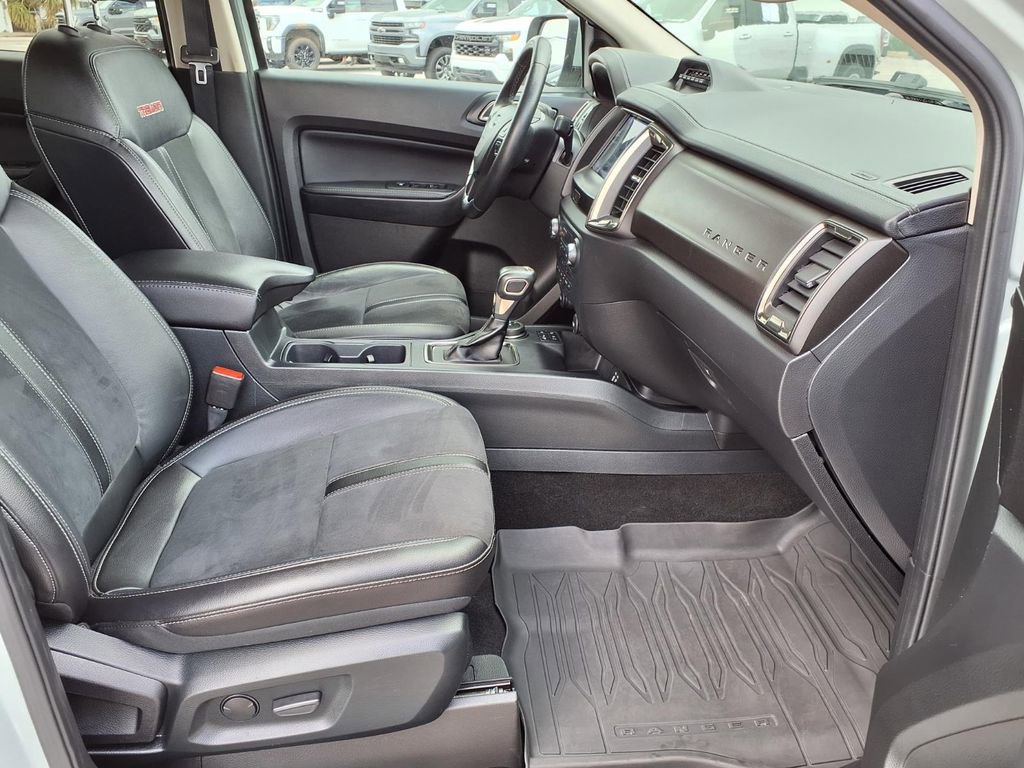 Used 2022 Ford Ranger Lariat w/ Tremor Off-Road Package AWD/4WD image 13