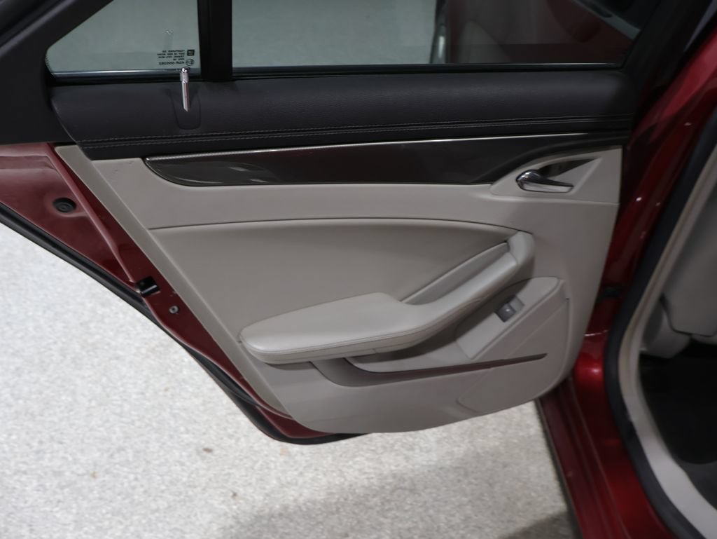 Used 2009 Cadillac CTS 3.6 RWD image 16