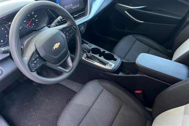 New 2026 Chevrolet Trax LS image 10