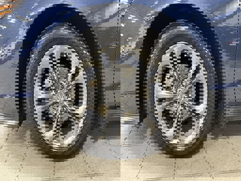 Certified 2024 Honda Accord EX image 10