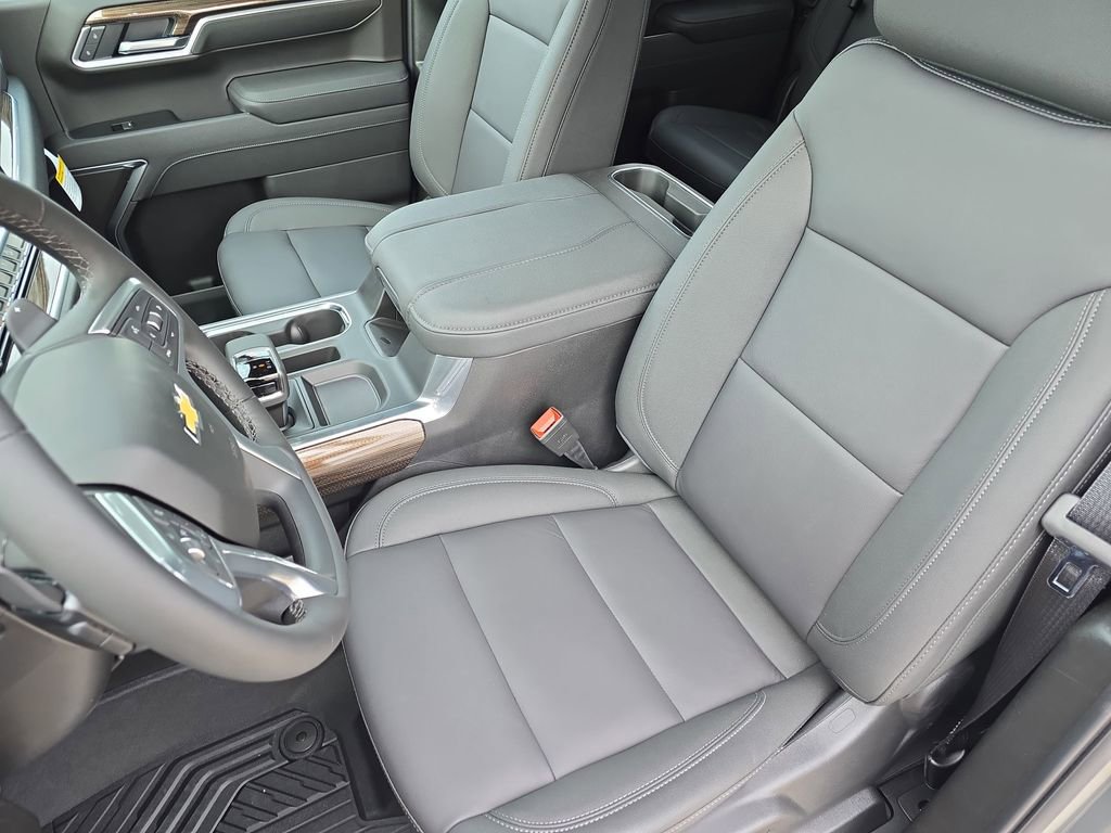 New 2026 Chevrolet Silverado 1500 LT w/ All Star Edition Plus image 16