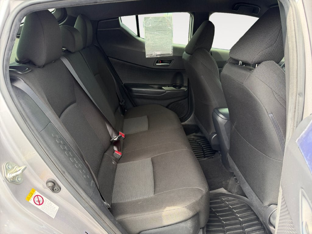 Used 2019 Toyota C-HR XLE FWD image 24