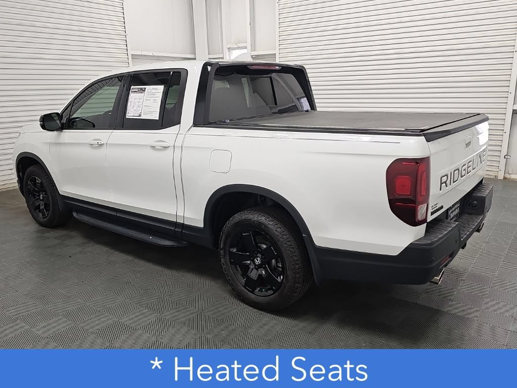 Used 2025 Honda Ridgeline Black Edition image 6