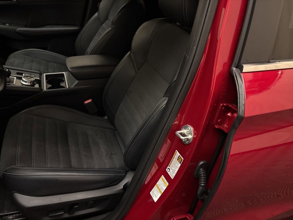 Used 2024 Mitsubishi Outlander SE image 11