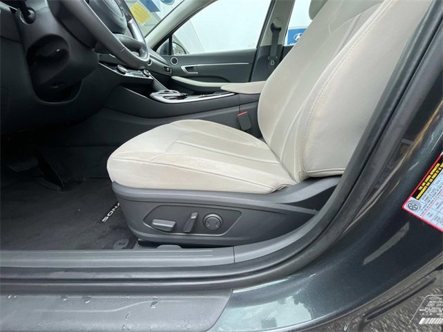 Certified 2023 Hyundai Sonata SEL w/ Convenience Package image 17