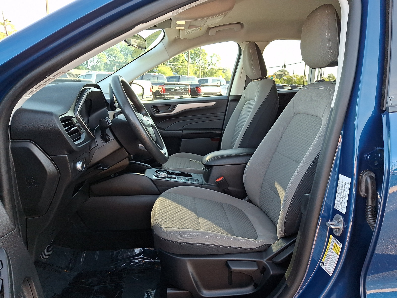 Certified 2022 Ford Escape SE AWD/4WD image 14