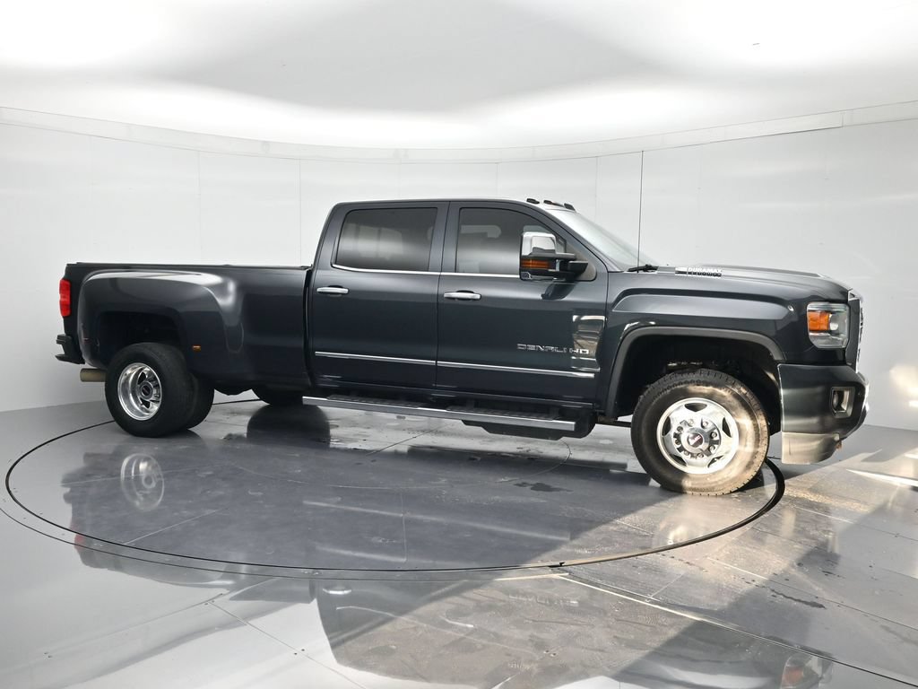 Used 2018 GMC Sierra 3500 Denali w/ Duramax Plus Package AWD/4WD image 3