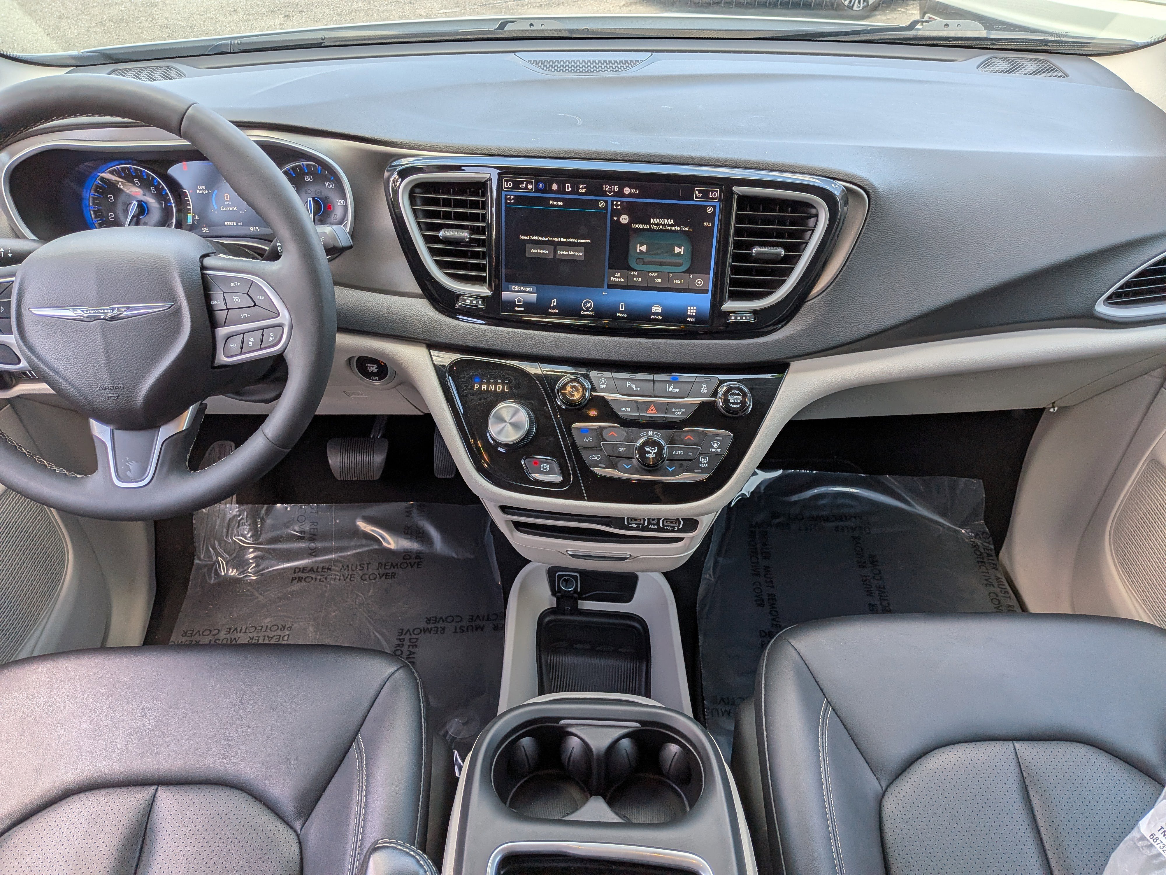 Used 2024 Chrysler Pacifica Touring-L FWD image 18