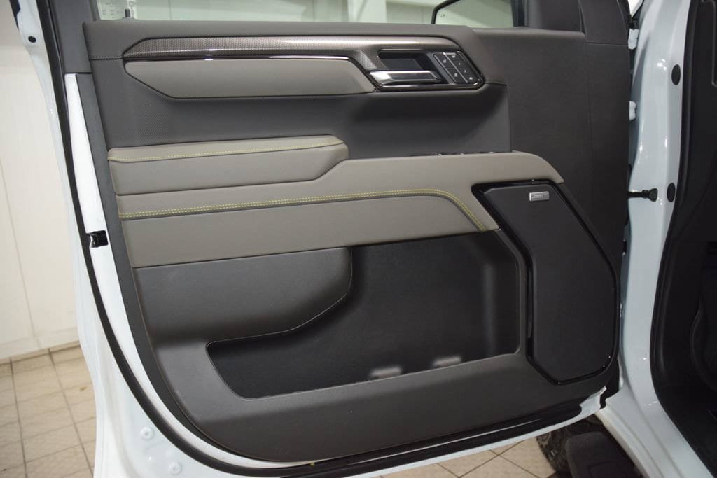 New 2026 Chevrolet Silverado 1500 ZR2 AWD/4WD image 49