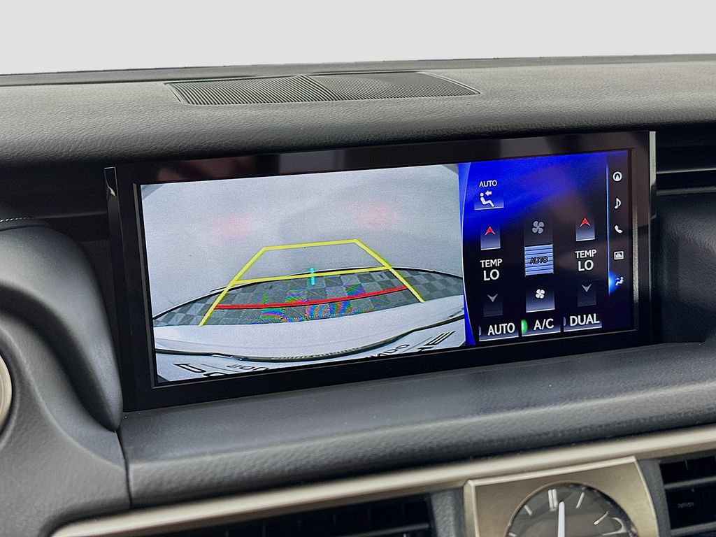 Used 2019 Lexus IS 300 AWD image 17