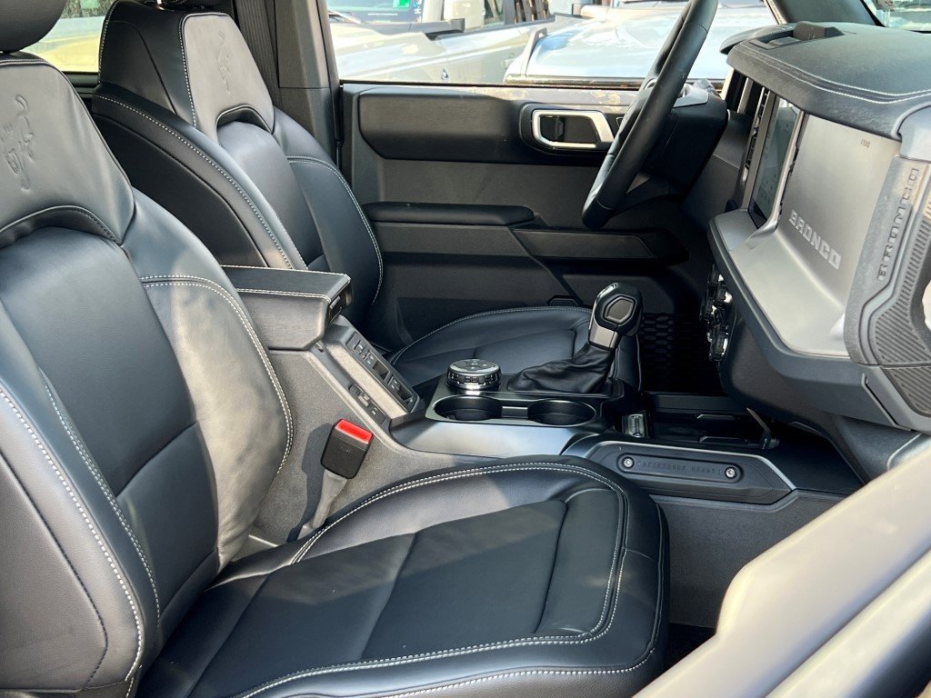 New 2025 Ford Bronco Outer Banks image 8