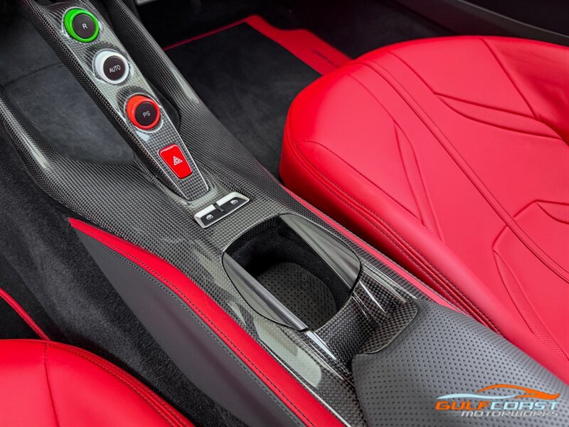 Used 2019 Ferrari 812 Superfast RWD image 16