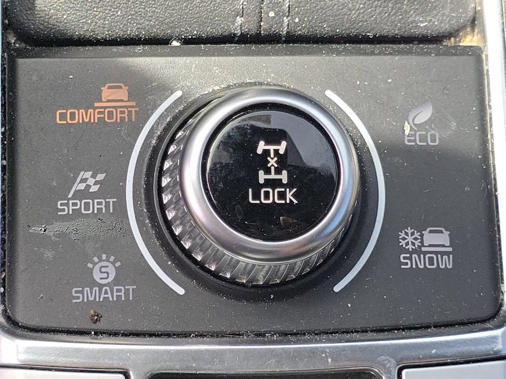 Used 2022 Kia Telluride SX w/ Nightfall Edition Package AWD/4WD image 35
