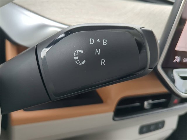 New 2025 Volkswagen ID. Buzz 1st Edition image 27