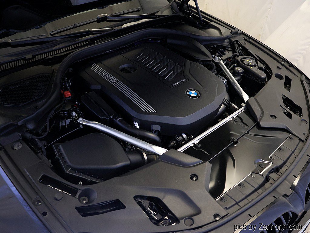 Certified 2023 BMW 540i xDrive w/ M Sport Package AWD/4WD image 37