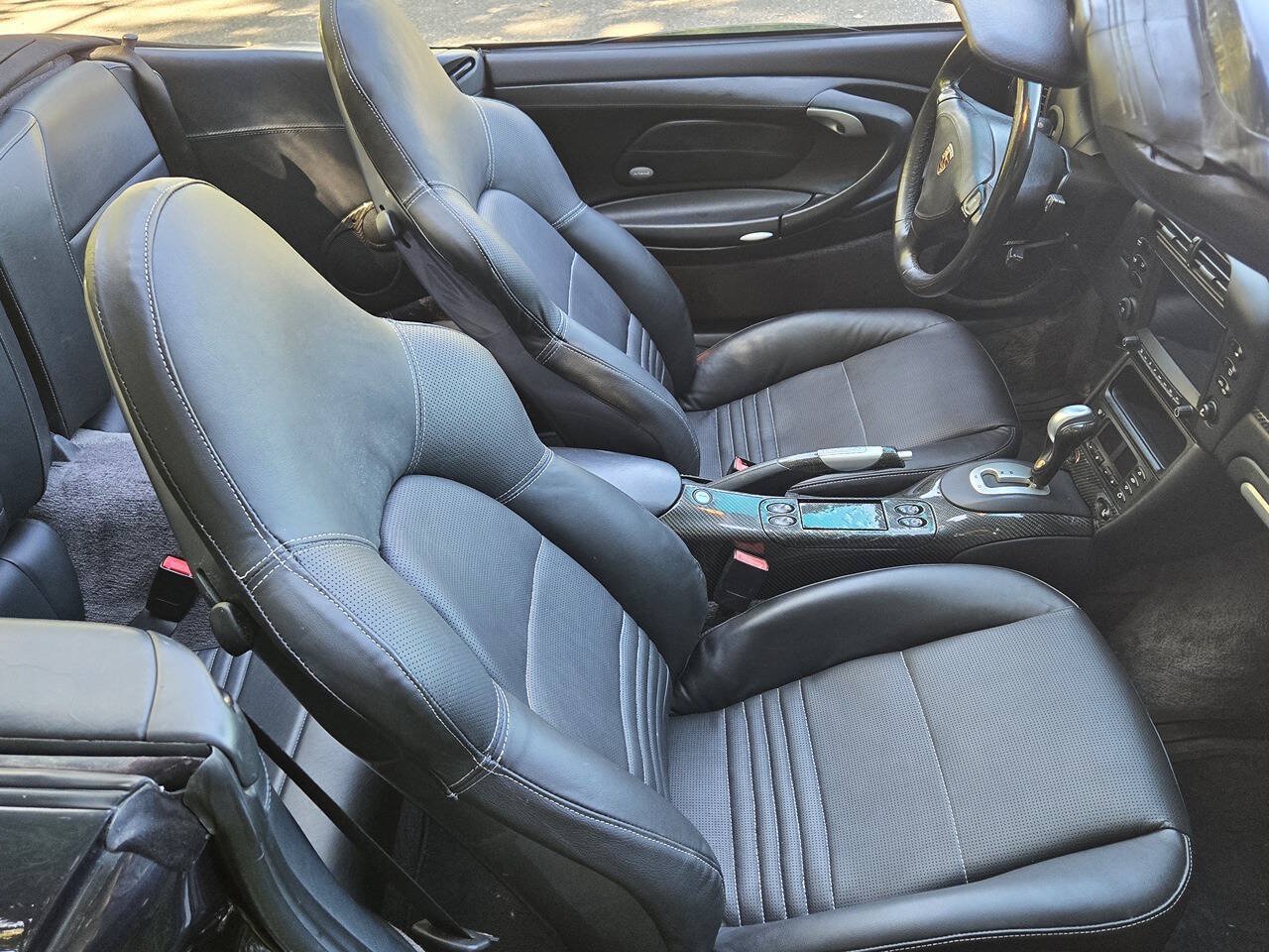 Used 2004 Porsche 911 Turbo AWD/4WD image 23