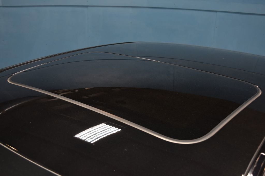 Certified 2025 Mercedes-Benz C 300 4MATIC Sedan image 18