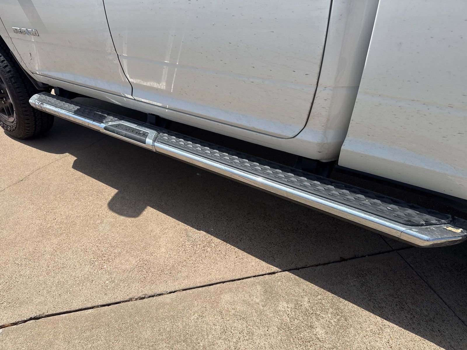 Used 2025 RAM 2500 Laramie AWD/4WD image 13