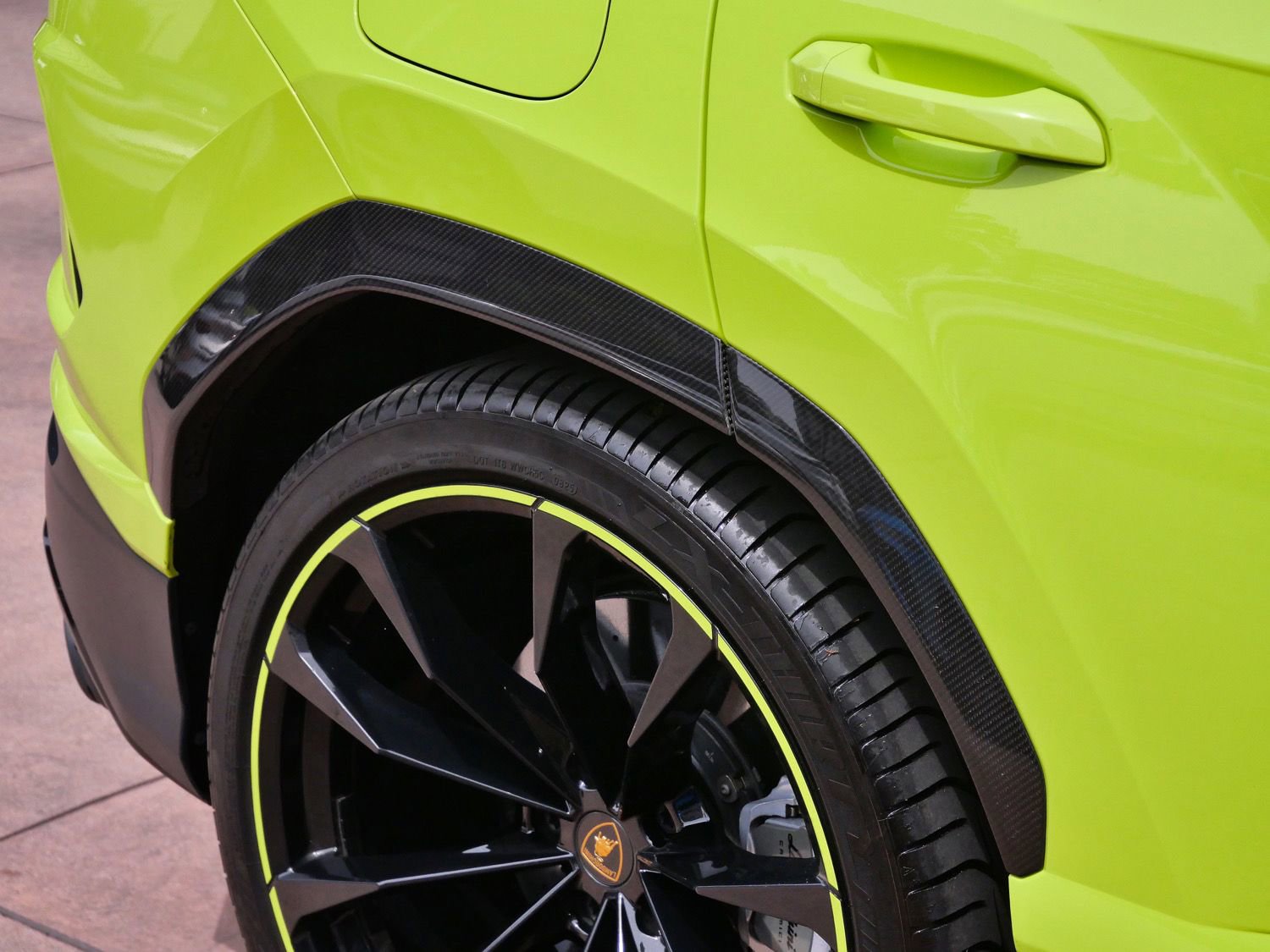 Used 2022 Lamborghini Urus image 25