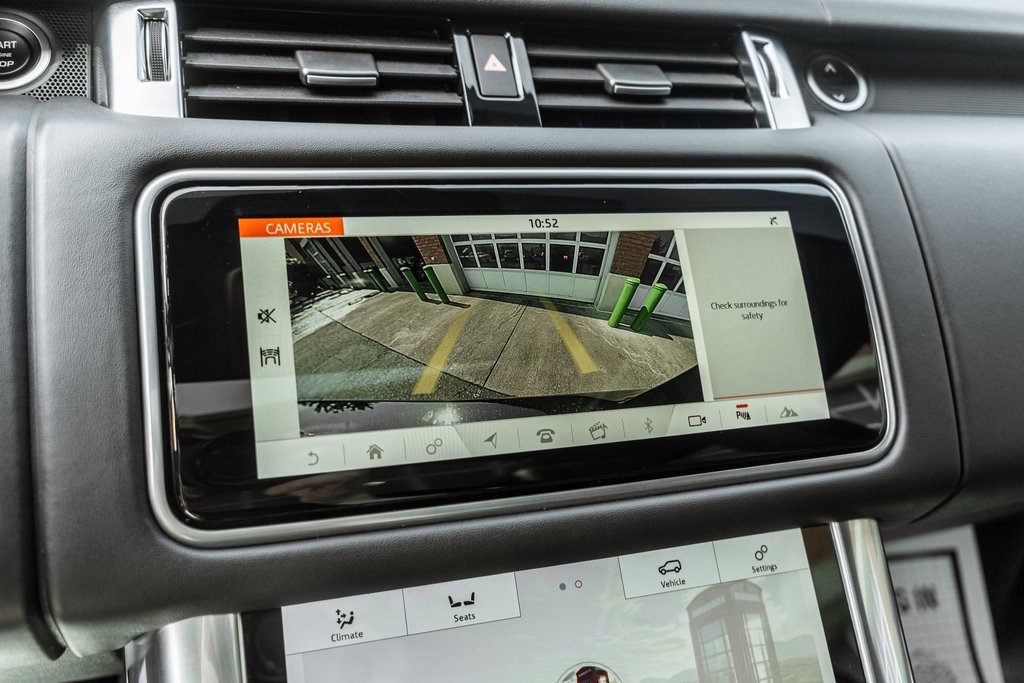 Used 2022 Land Rover Range Rover Sport HST image 10