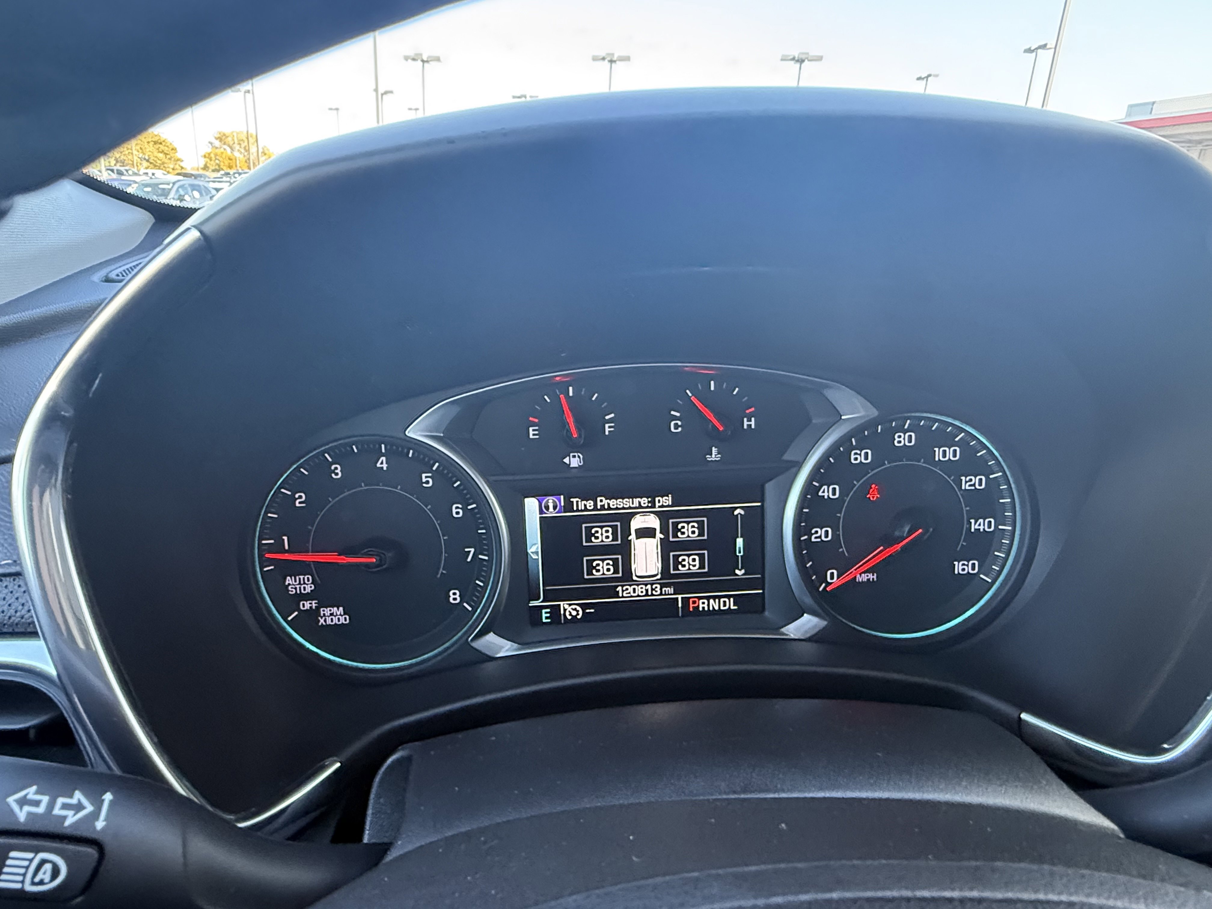 Used 2018 Chevrolet Equinox Premier image 11