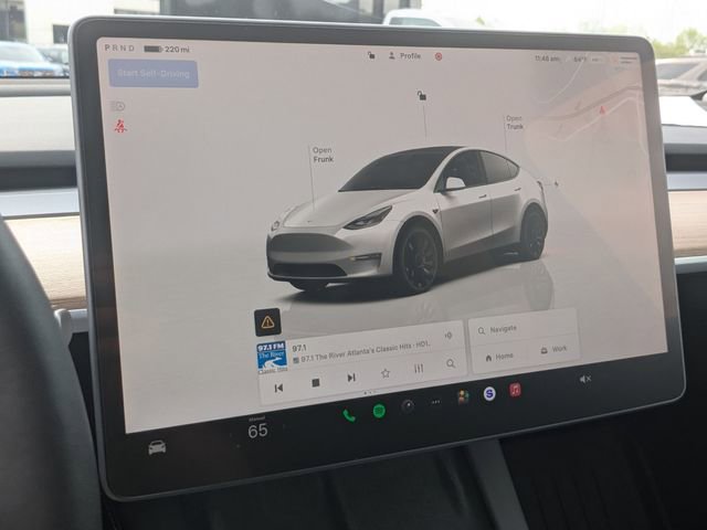 Used 2024 Tesla Model Y Performance image 11