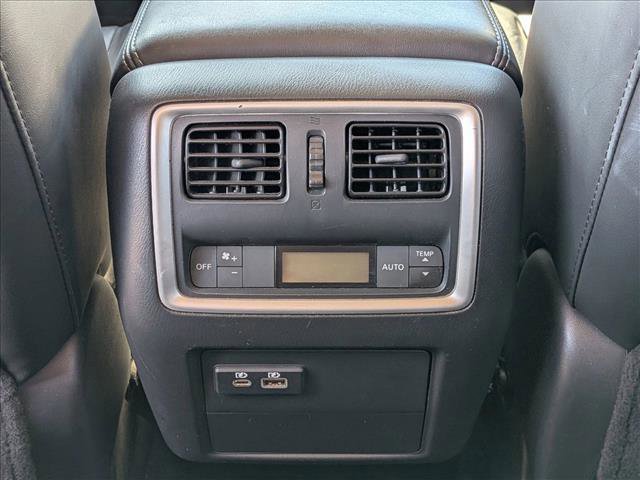 Used 2020 INFINITI QX60 Luxe w/ Essential Package image 17