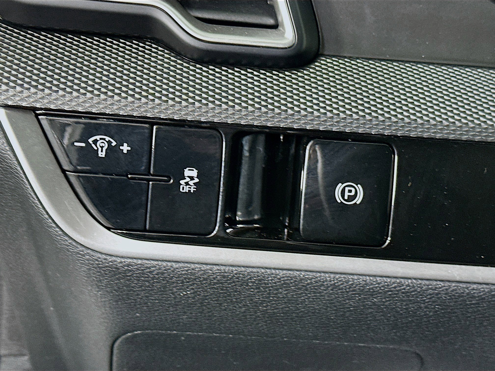 Used 2024 Kia Sportage LX image 17