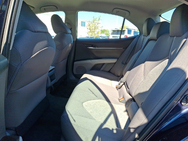 Used 2022 Toyota Camry LE FWD image 10
