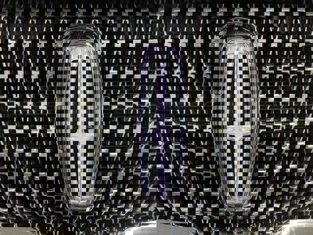 Used 2023 Lincoln Navigator Reserve image 32