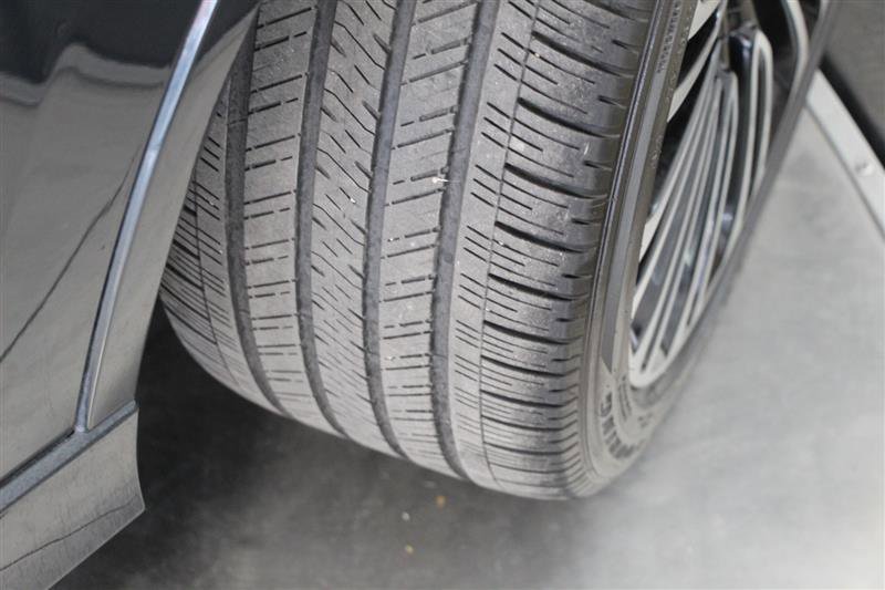 Used 2023 Lincoln Aviator Black Label w/ Class IV Trailer Tow Package image 40