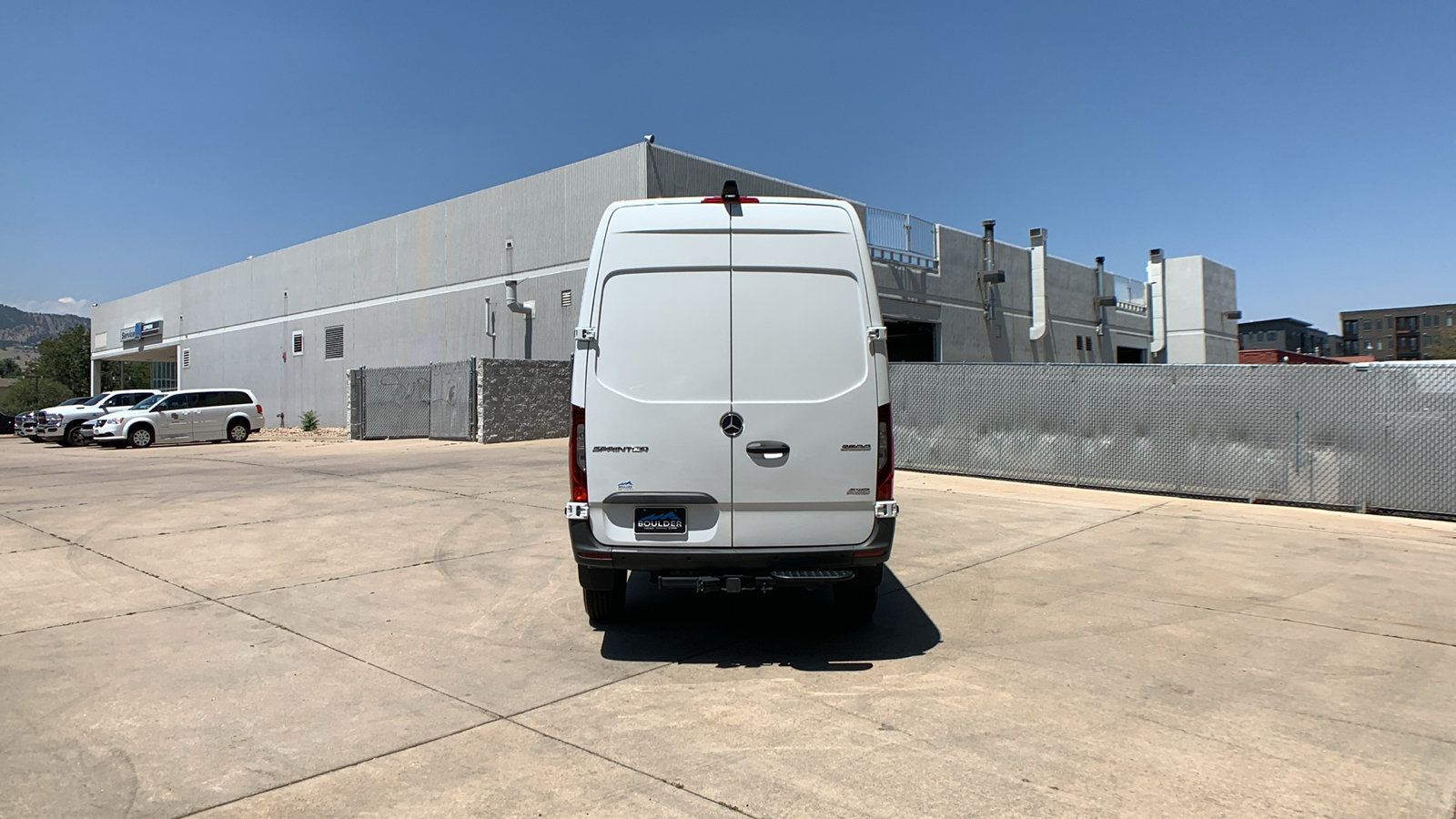 Used 2025 Mercedes-Benz Sprinter 2500 image 4