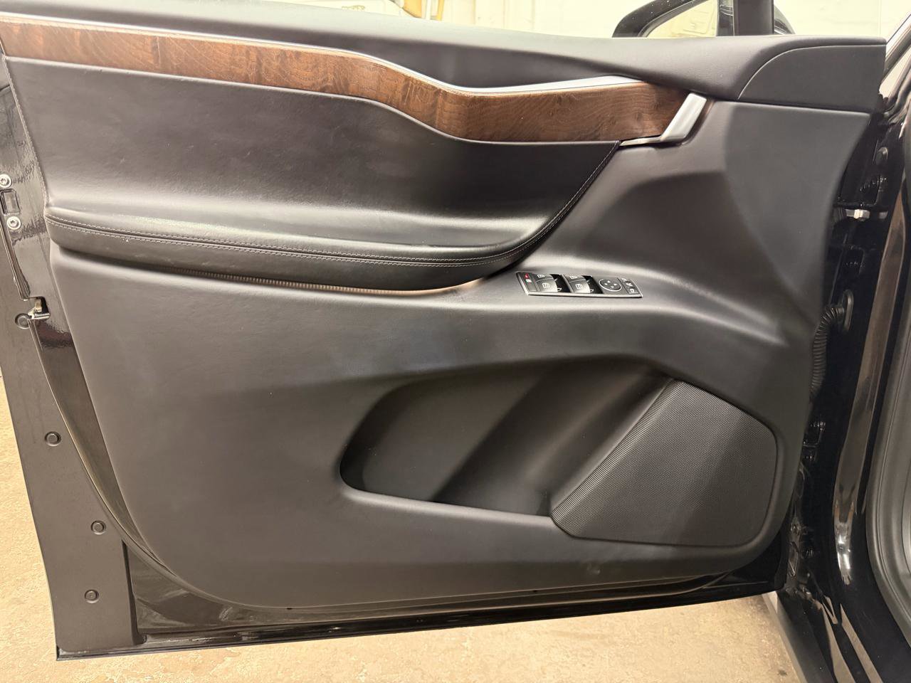 Used 2017 Tesla Model X P100D image 12