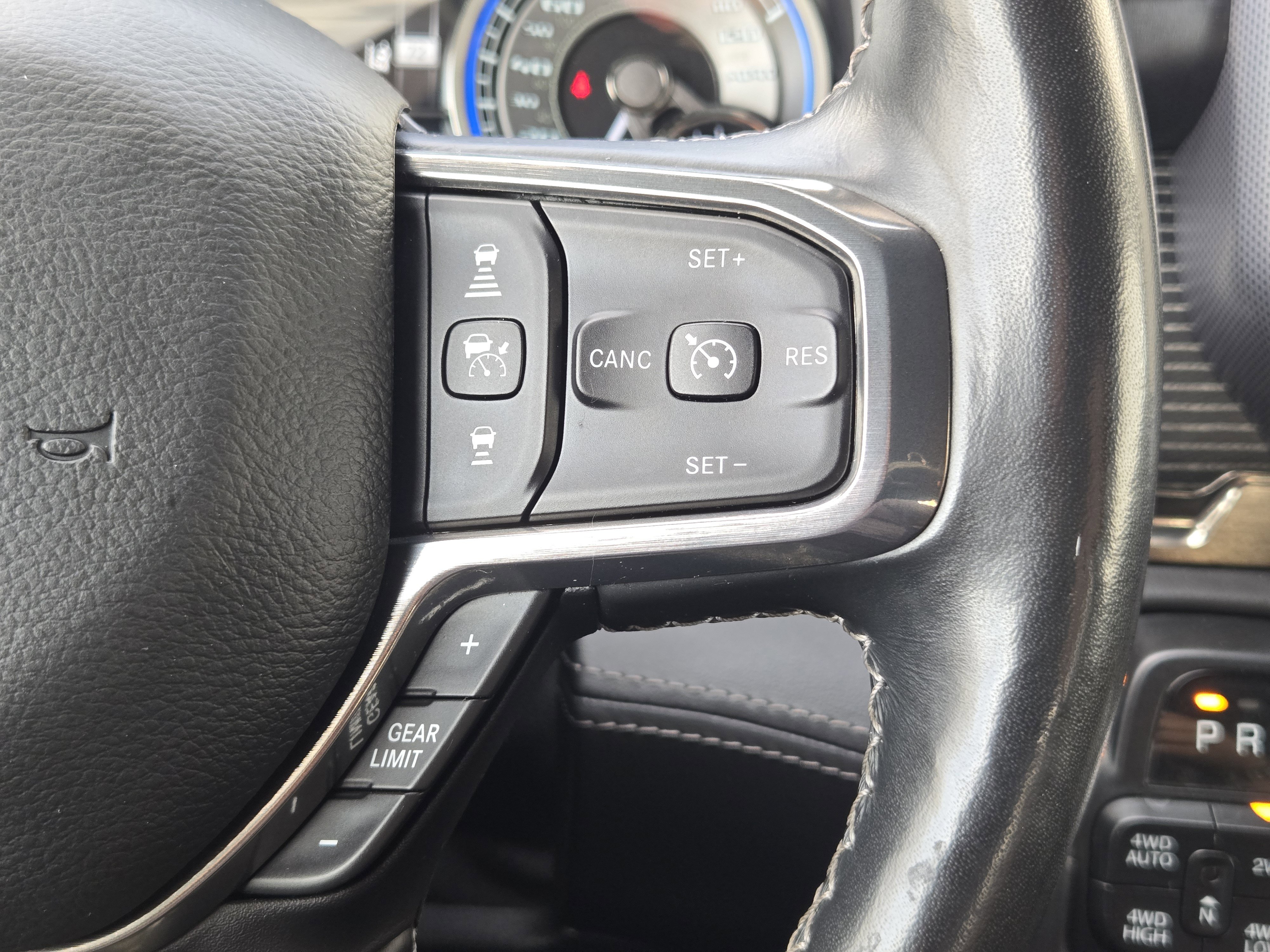 Used 2020 RAM 1500 Limited image 32