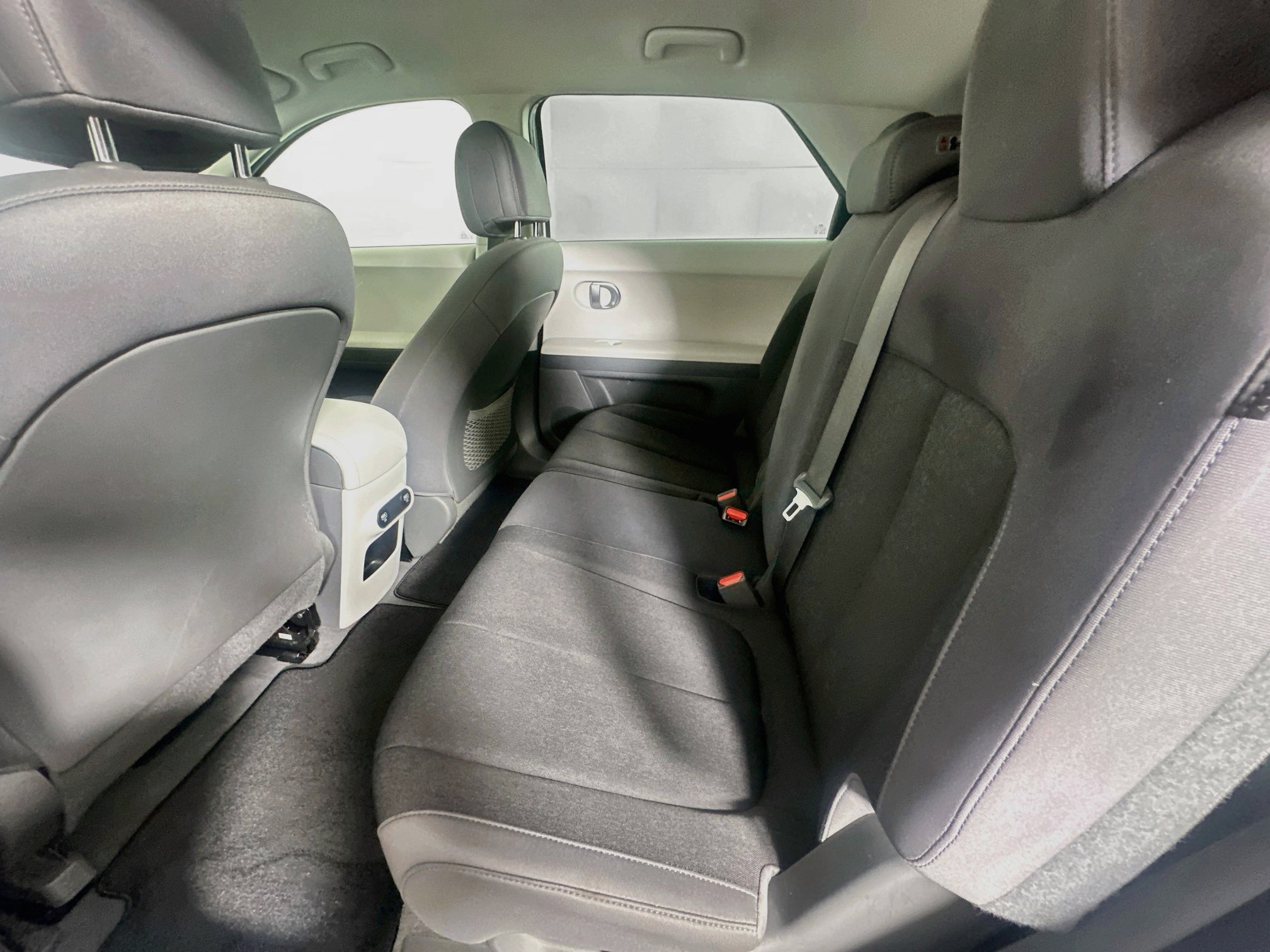 Used 2024 Hyundai Ioniq 5 SEL RWD image 27