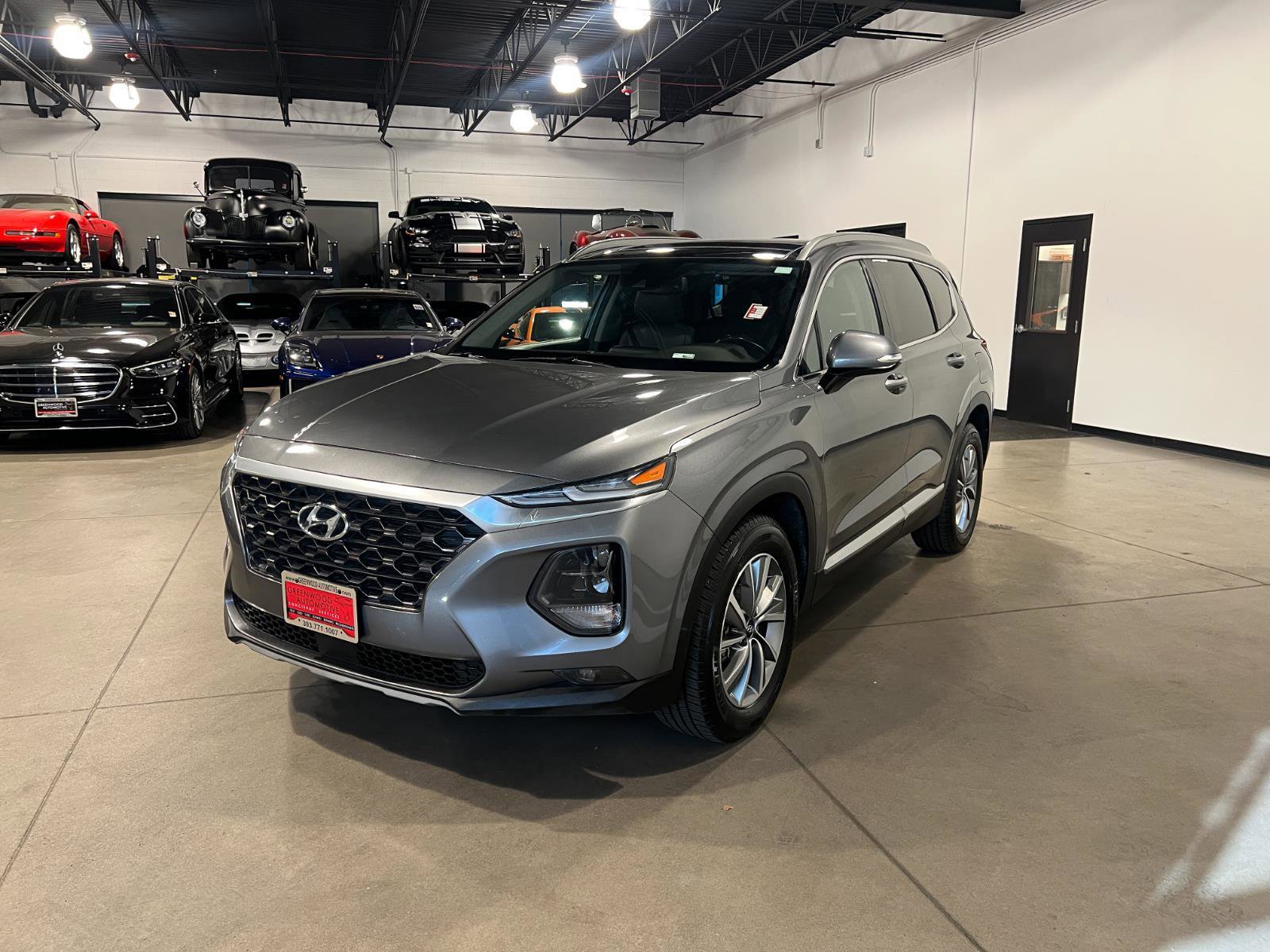 Used 2019 Hyundai Santa Fe Limited image 7