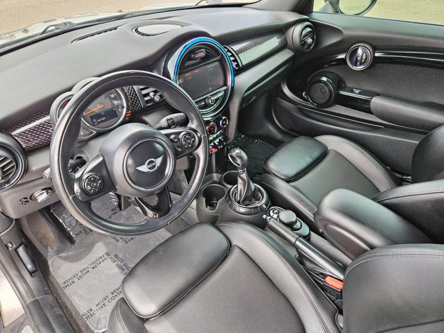 Used 2016 MINI Cooper S image 12