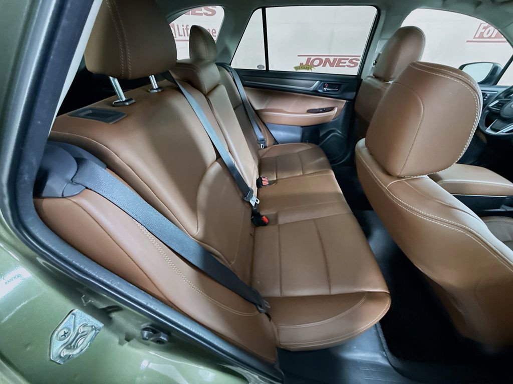 Used 2019 Subaru Outback 3.6R Touring AWD/4WD image 31