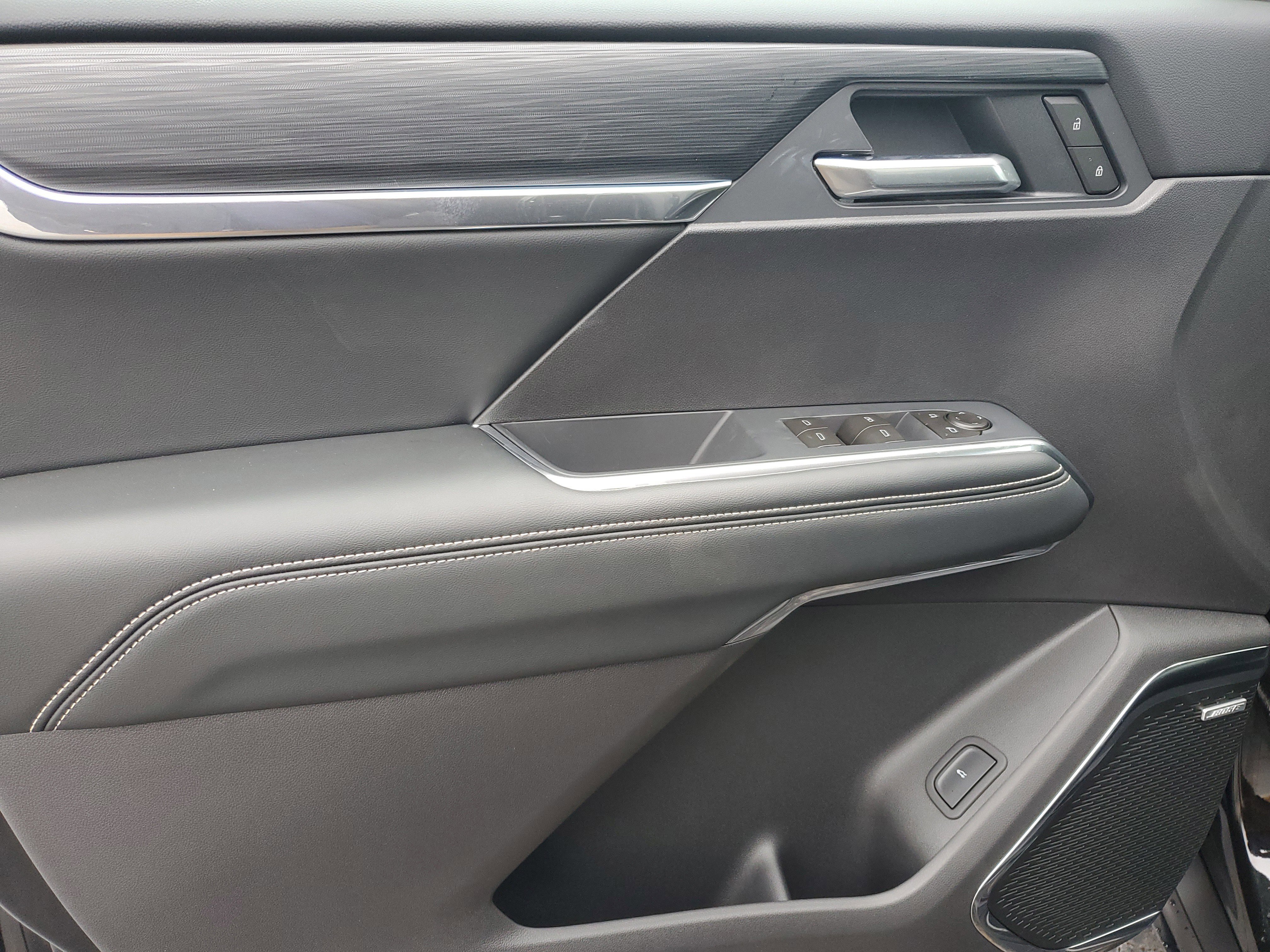 New 2026 GMC Acadia Elevation w/ Elevation Premium Package image 17