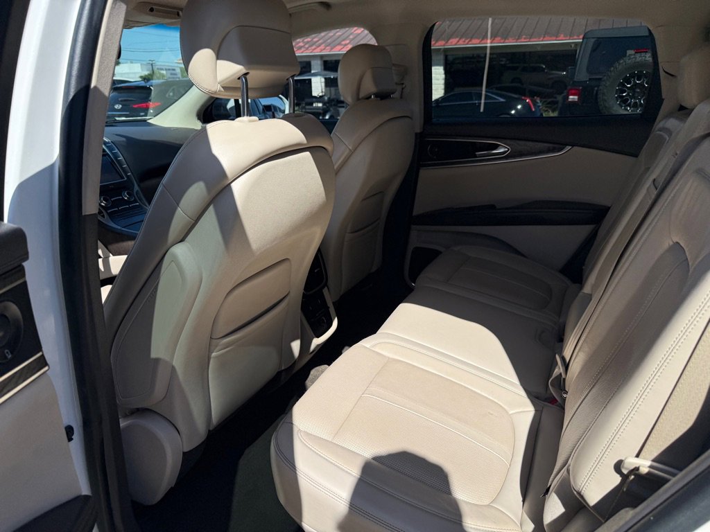 Used 2020 Lincoln Nautilus Reserve w/ Equipment Group 201A FWD image 13