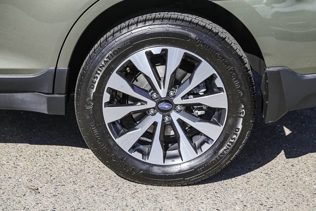Used 2017 Subaru Outback 3.6R Limited AWD/4WD image 12