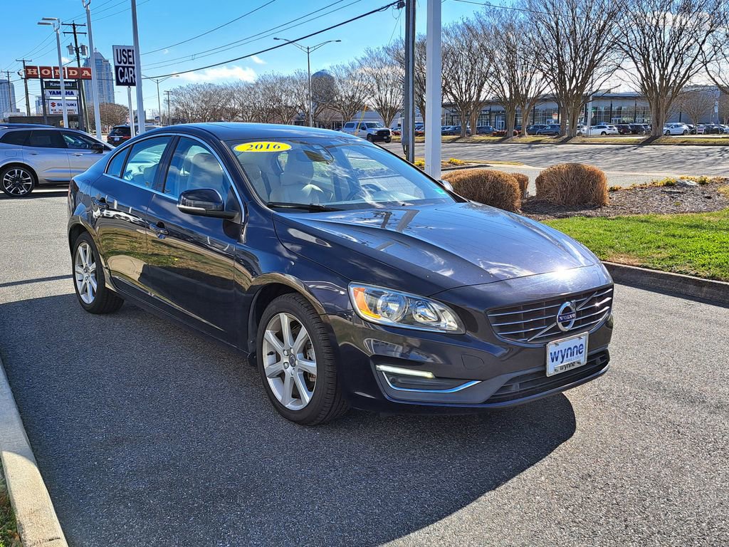 Used 2016 Volvo S60 T5 Premier image 2