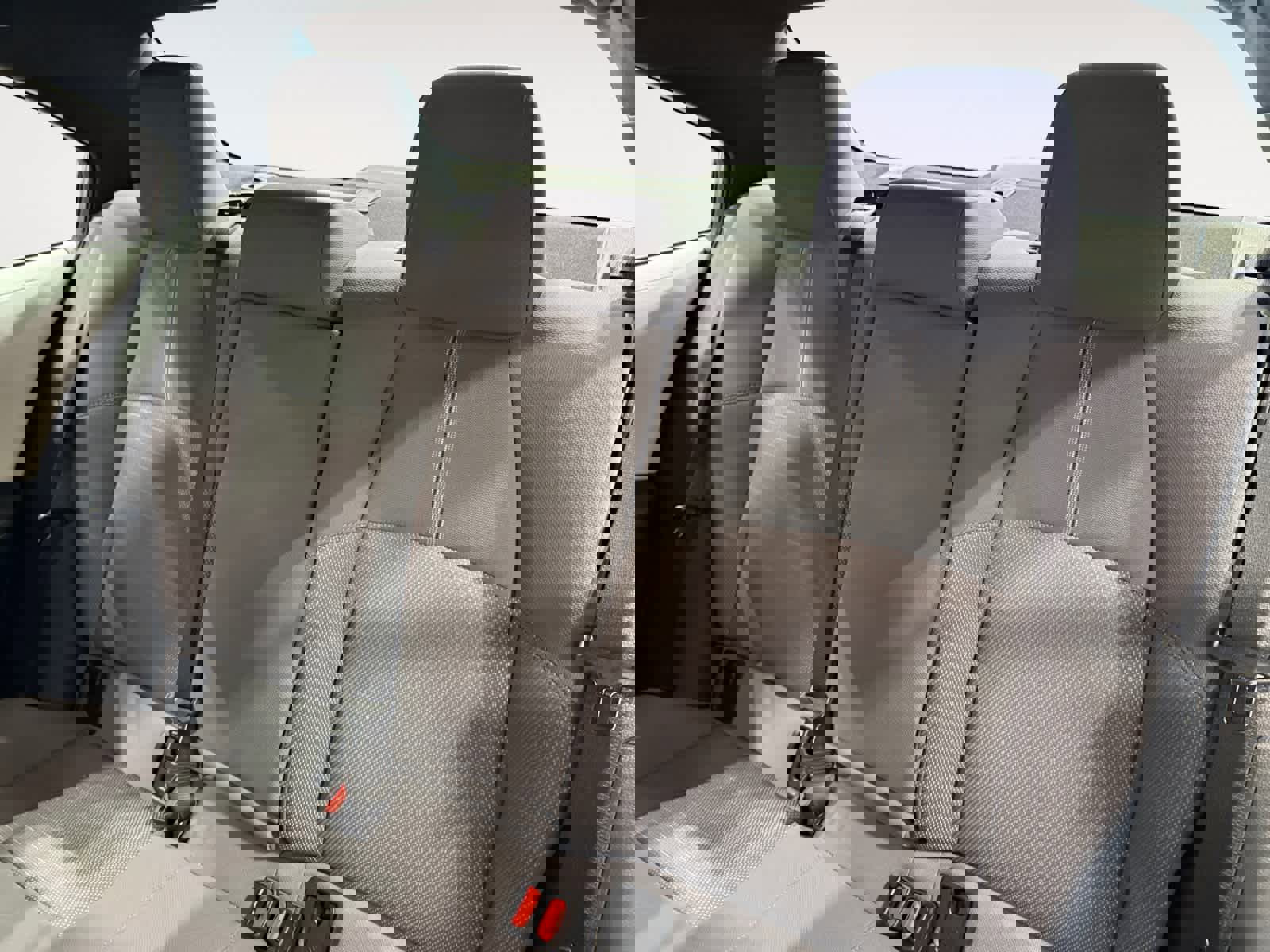 Used 2022 Toyota Corolla SE w/ Carpet Mat Package (TMS) image 14