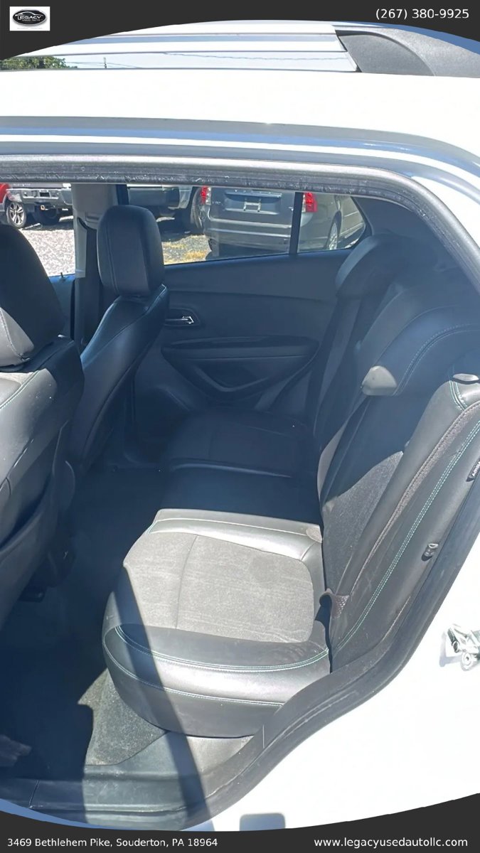 Used 2016 Chevrolet Trax LT w/ LT Convenience Package FWD image 36