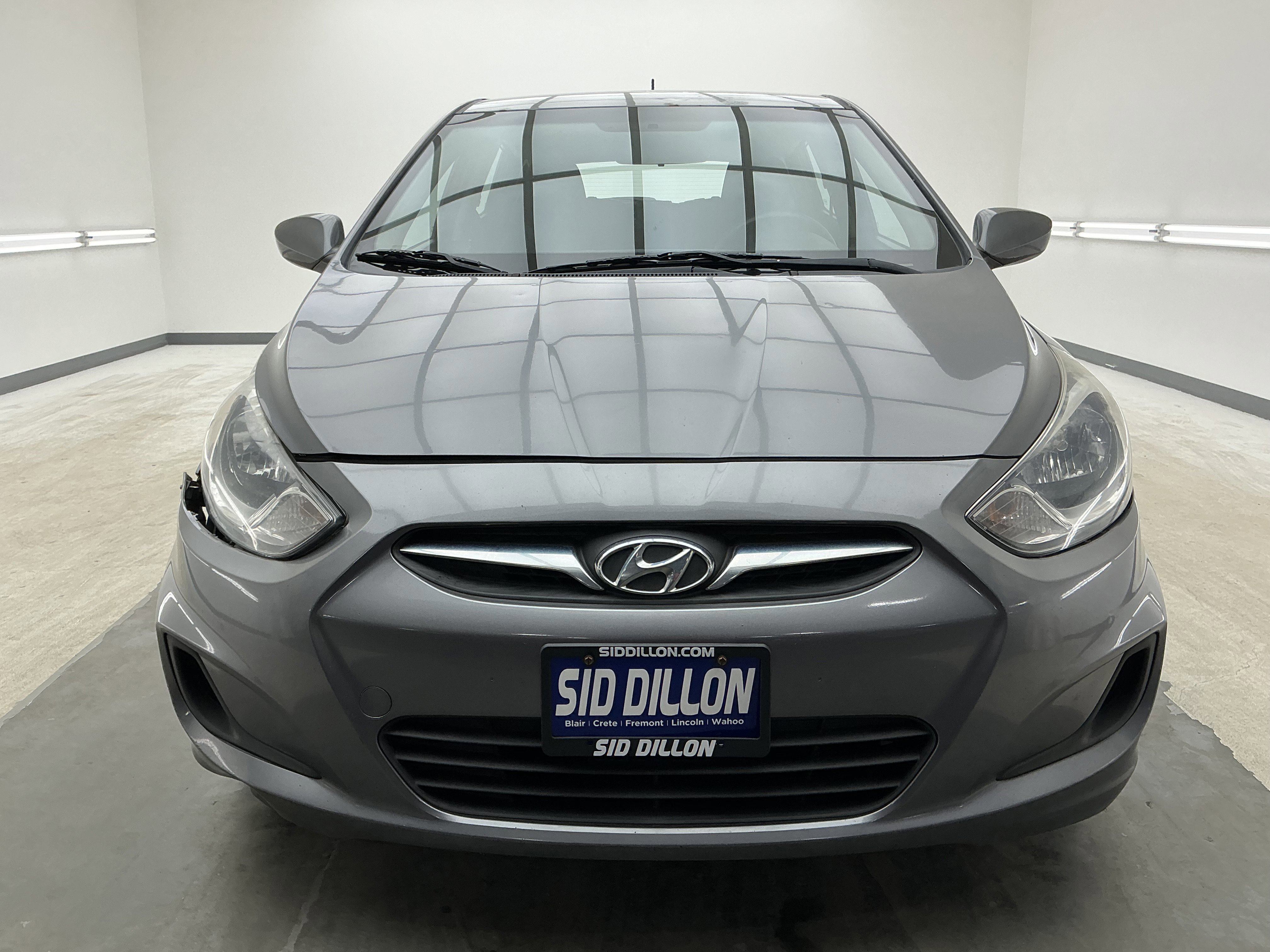 Used 2014 Hyundai Accent GS image 2