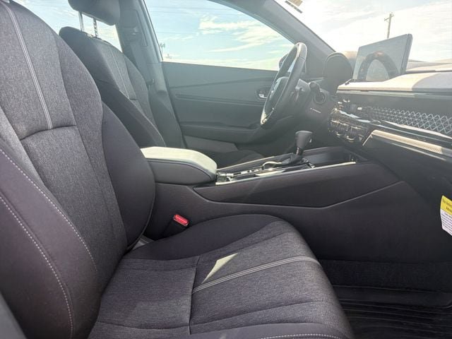 Used 2025 Honda Accord Sport image 14