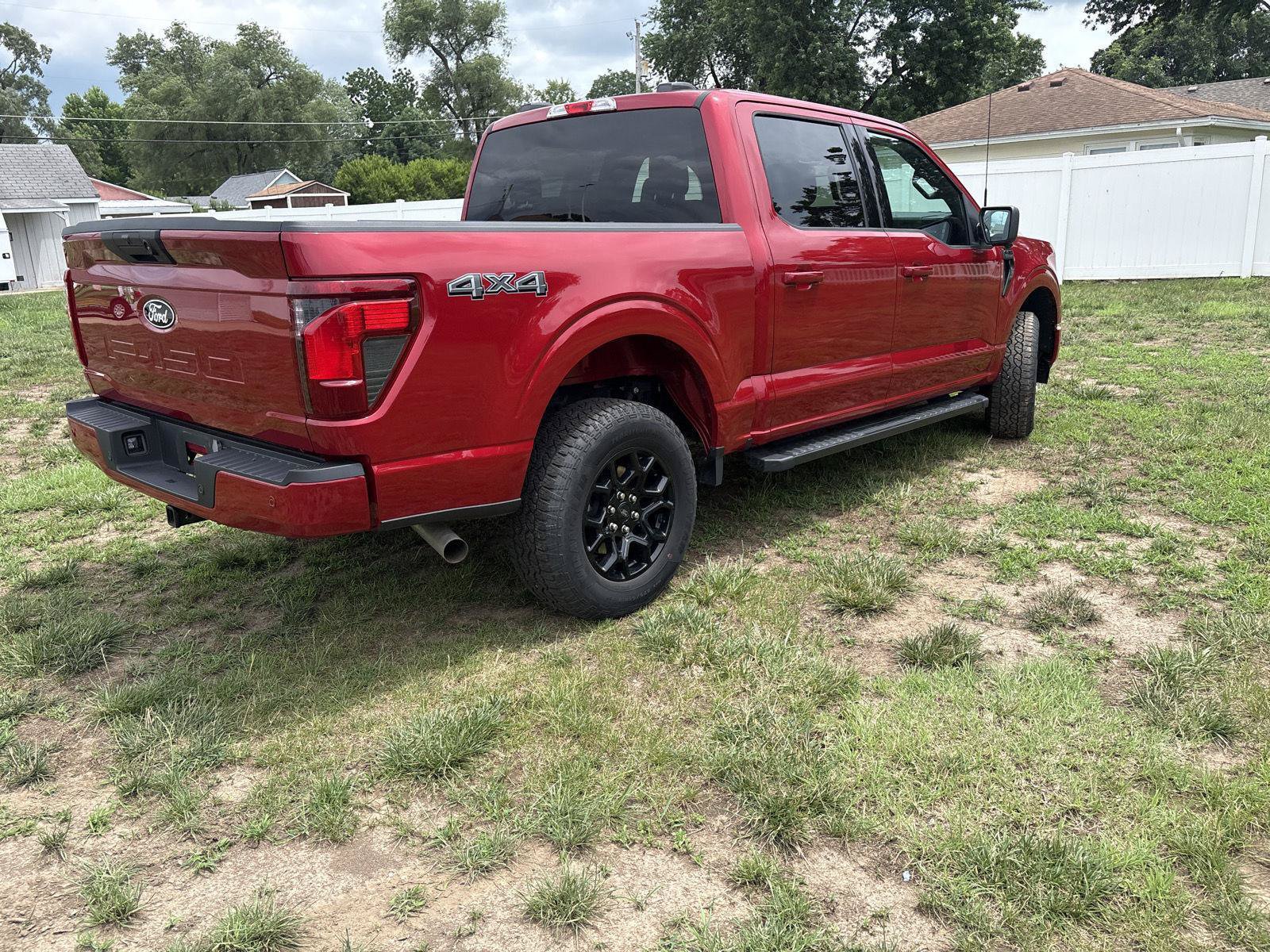 Used 2024 Ford F150 XLT w/ XLT Black Appearance Package AWD/4WD image 5