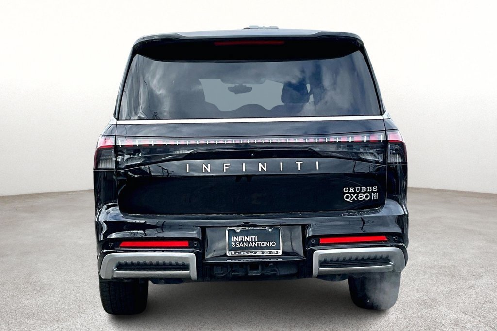 Certified 2025 INFINITI QX80 Pure w/ Cargo Package AWD/4WD image 5